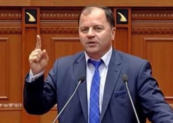 Hetimi për pronarin e Ora News, deputeti i PD-së ‘shpërthen’ ndaj Ramës: O ditëzi, po pa mbushur nëna të 40-tat, mendja të punon veç për të liga