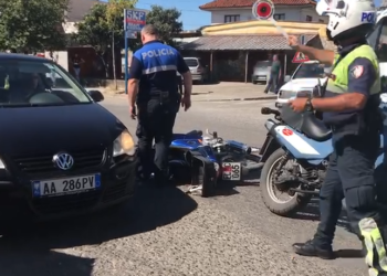 Makina aksidenton për vdekje një 23-vjeçar në Memaliaj-Krahës