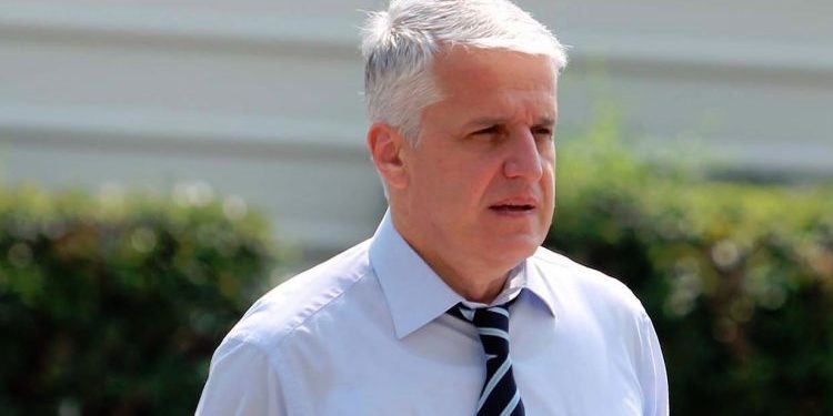 Situata në Kakavijë/Ministri Majko: Ja pse kërkova ndihmën e Janullatos, situata mund të bëhej kaotike