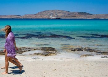 Greqia rihap gjashtë porte për kroçerat