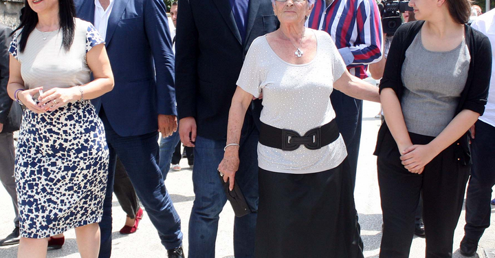 Ndarja nga jeta e Aneta Ramës/ Mesazhi që Edi dhe Olsi Rama u japin të afërmve dhe miqëve