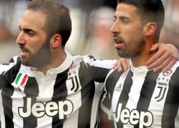 Higuain dhe Khedira nuk pranojnë të largohen nga Juventusi