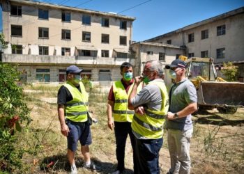 Bashkia Gjirokastër i ‘merr’ universitetit ish Shtëpinë e Oficerave
