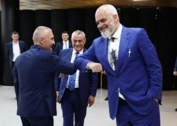 “Kakavija”, Rama i përgjigjet Metës: Parodi tipike alla Baba Xhike