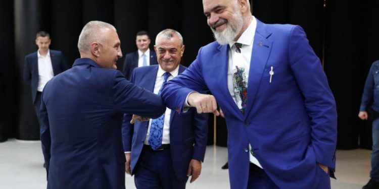 “Kakavija”, Rama i përgjigjet Metës: Parodi tipike alla Baba Xhike