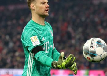 Pësoi 8 gola, Neuer “thumbon” kolegun Ter Stegen