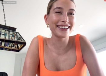 Truku që Hailey Bieber përdor për pastrimin e akneve