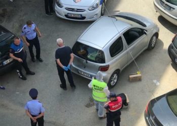 Hodhi foshnjën në koshin e mbeturinave, ndalohet nëna 32-vjeçare nga Gjirokastra