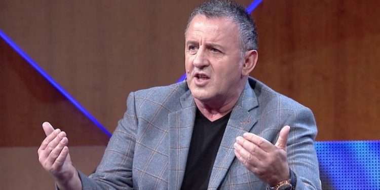 Situata në Kakavijë, ‘shpërthen’ Agron Llakaj:  Jemi një shtet me brekët në fund të këmbëve