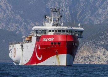 Rikthehen tensionet, Turqia provokon Athinën: Çon anijet e naftës pranë ishujve grekë