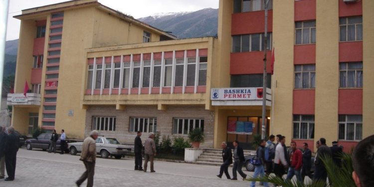 Covid 19, humb jetën ish-kryetari i Bashkisë Përmet
