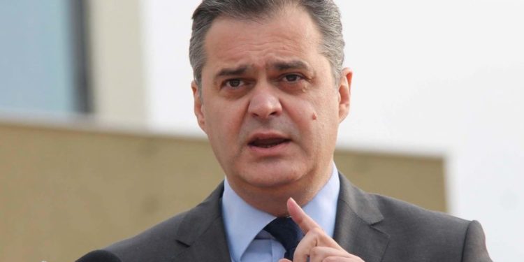 Ben Blushi, letër së bijës: E dashur Natali, ja pse Sali Berisha merret me ty e me mua