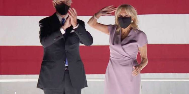 Trump në telashe, ish-kongresmenë republikanë, mbështetje për Biden