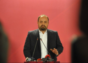 Kaosi në Kakavijë, reagon Vetëvendosje: Shqiptarët i duhen Greqisë si krah i lirë pune, por jo si njerëz që duhen trajtuar me dinjitet e që u respektohen të drejtat