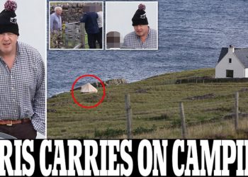 FOTO/ Kryeministri i Britanisë bën pushime në një “kasolle” (krahasojeni me politikanët shqiptarë në vila luksoze)