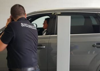 Vizitë e papritur, Capello thuajse 2 orë takim me Maldinin!