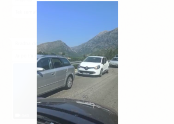 Të gjithë drejt jugut, radhë kilometrike në rrugën e bregut (VIDEO)