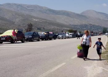 Kaosi në Kakavijë/ Avokati i Popullit iu bën thirrje institucioneve diplomatike, shqiptare dhe greke, të ndërhyjnë