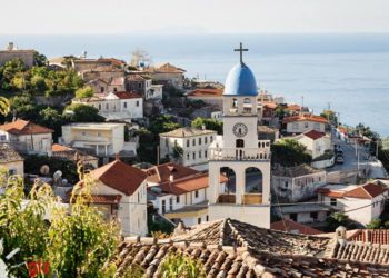 Dhërmiu, ai i vërteti (që do duhej të konkurronte Santorinin)