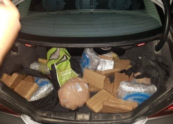 Çantat me drogë drejt Greqisë, një i arrestuar nga Gjirokastra dhe një nga Vlora. Organizatori shpallet në kërkim