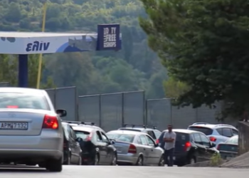 Kaos në Kakavijë, 6 km radhë pritje për të kaluar kufirin grek