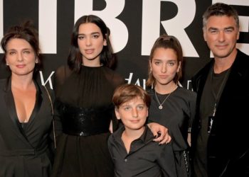 Dua Lipa kujton vuajtjet e familjes: Prindërit e mi gjithmonë ëndërronin të ktheheshin në Kosovë!