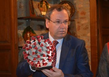 Ish-deputeti i shtruar në spital me Covid: Ndaloni, o njerëz, shihni se çfarë po bëhet