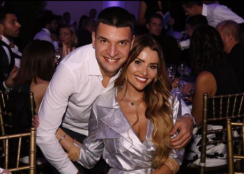 Publikohet fotoja e bashkëshortes me barkun e rrumbullakosur, mbrojtësi i Kombëtares së shpejti baba për herë të parë