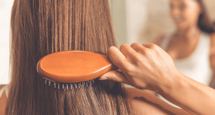 4 mënyra që stimulojnë rritjen e flokëve