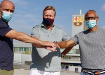 Kompletohet stafi teknik, Barcelona prezanton ndihmësit e Koeman