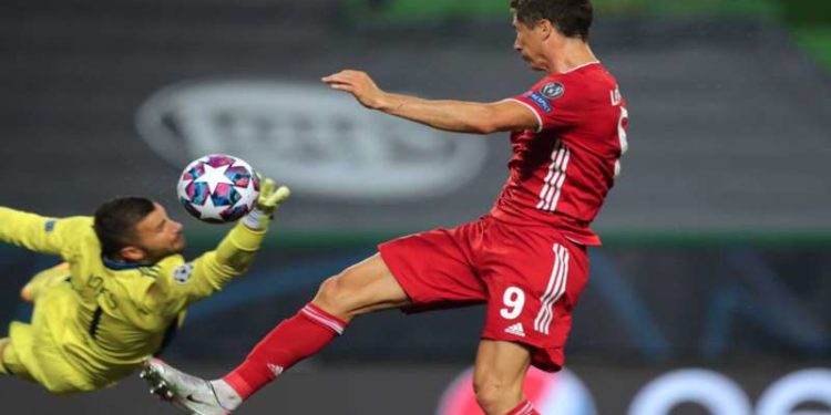 Lewandowski më i mirë se Messi në Champions
