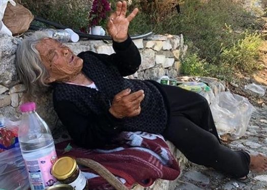 Nënë Elefteria e pastrehë në Sarandë, reagon drejtoresha e Shërbimit Social: Donim ta çonim në azil, por refuzonte. Caktuam kujdestare kunatën e saj