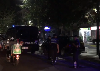 Sherr masiv në Vlorë, plagoset një person