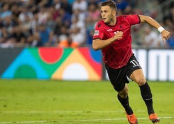 Debutimi me Juventusin dhe kombëtarja, flet Vrioni