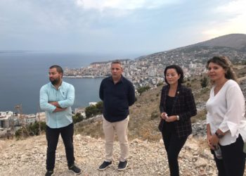 Yuri Kim tek Manastiri i Dyzetë Shenjtorëve në Sarandë: Është burim krenarie për Shqipërinë dhe pjesë e rëndësishme e historisë