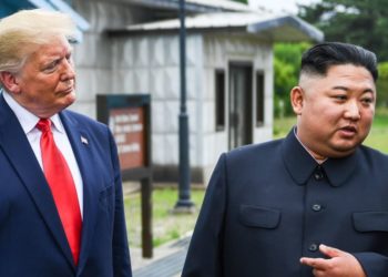 Trump – Kim Jong Un, “letra dashurie” me plot fjalë miqësie dhe lavdërimesh