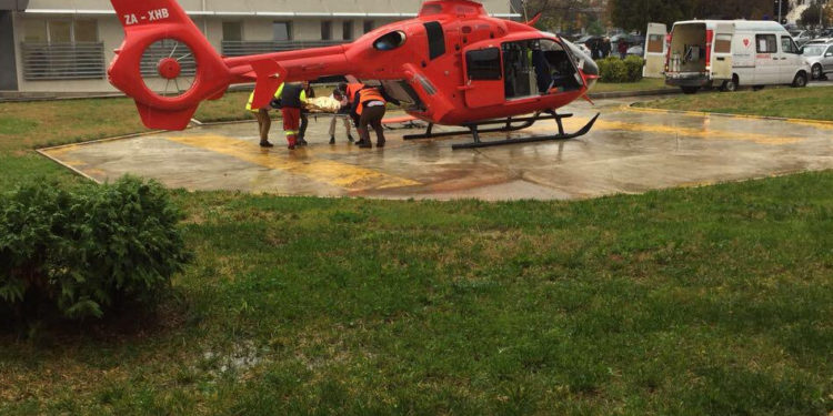 Ngjarje e rëndë në Sarandë, vetëhelmohet punonjësja e bankës