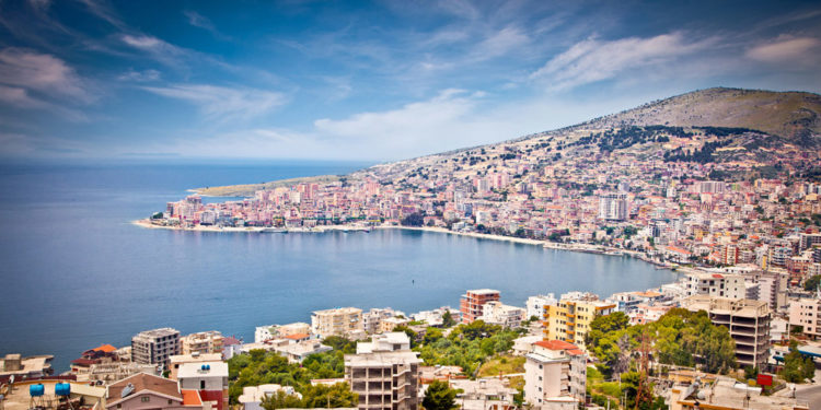 3 raste me Covid në Sarandë