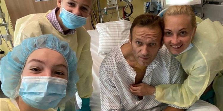 Nuk ishte çaji që e helmoi, zbulohet e vërteta për Navalnyn