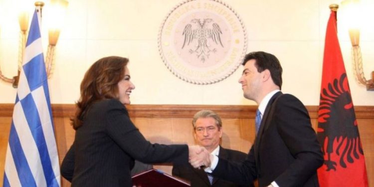 Marrëveshja për detin/ Berisha akuzon Ramën: Do e pështyja në surrat si një tradhtar, grekët duhet të shkojnë në Hagë për marrëveshjen e vitit 2009