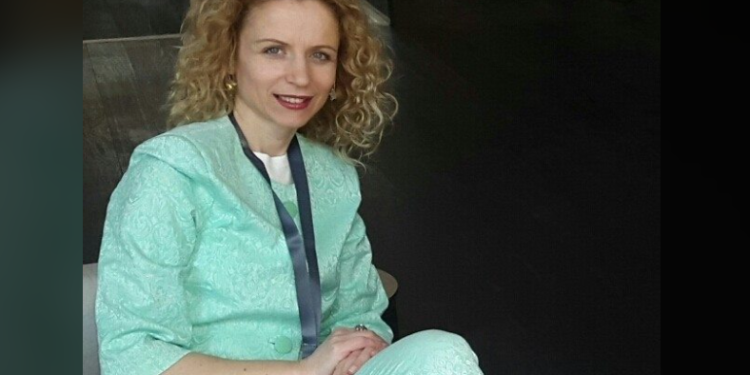 Kush është Entela Shehaj, zysha që PD do ta bëjë deputete në Gjirokastër (Një profil i paautorizuar)