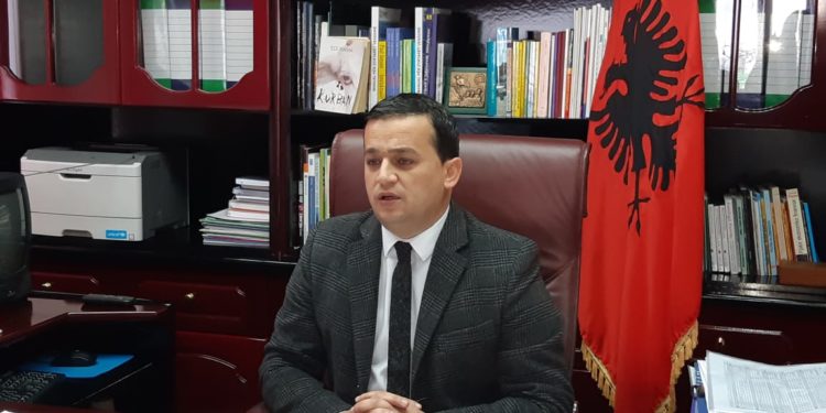 Armand Hilaj emërohet drejtor i AKU Gjirokastër