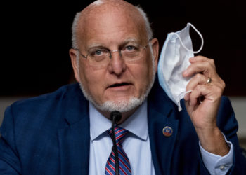 Kreu i Qendrës Amerikane për Kontrollin dhe Parandalimin e Sëmundjeve: Maskat garantojnë më shumë mbrojtje sesa vetë vaksina