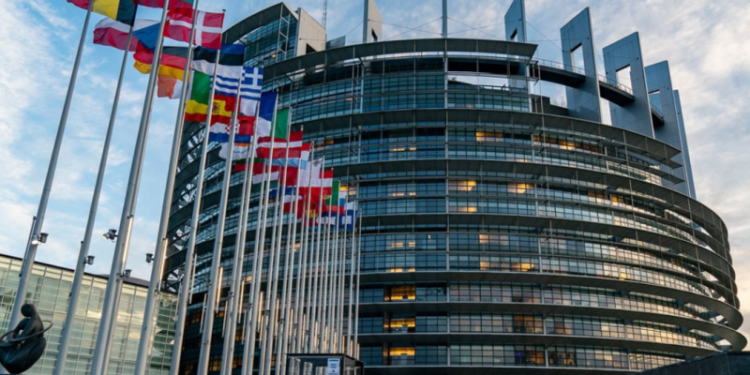 “Fake news” gjatë pandemisë, BE fillon sulmin ndaj fushatave dezinformuese