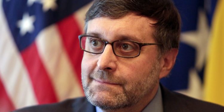 Palmer për marrëveshjen Kosovë-Serbi: Jemi shumë të kënaqur me rezultatet e bisedimeve