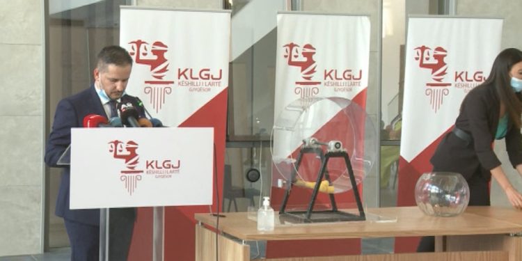 Gjyqtarët që kanë në dorë fatin e zgjedhjeve të 25 prillit (Emrat)