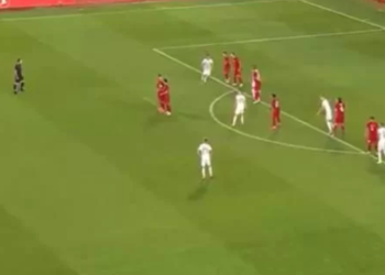 Video, kishim kohë pa parë një gol të tillë