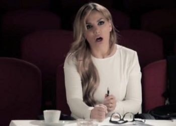 Albërie Hadërgjonaj, sherr në studio: Unë s’jam vari tra*in, si këto ku*vat shqiptare që i keni mbledhur aty