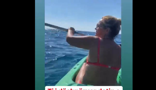 Monika Kryemadhi mbi varkë i thërret Ramës: O desperado, deti është i shqiptarëve (VIDEO)