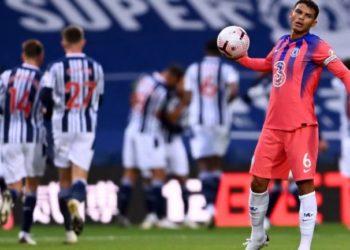 Chelsea me dy fytyra, turpërohet në pjesën e parë dhe rikuperon 3 gola për një barazim ndaj WBA